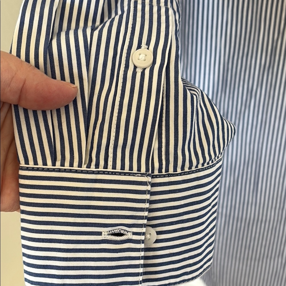 Old Navy Calla Lilly Blue and White Striped Dress - Picture 4 of 15